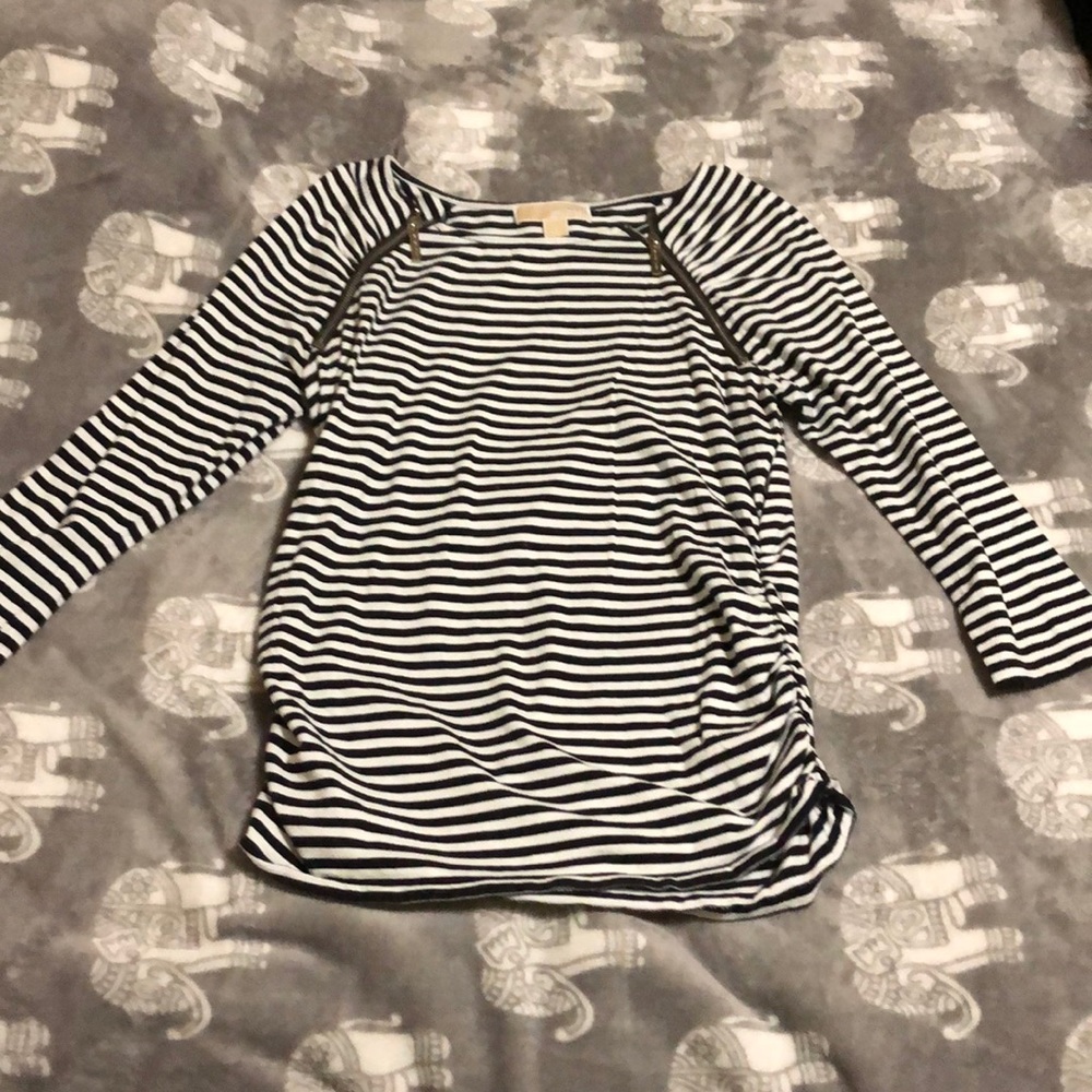 Women’s blouse